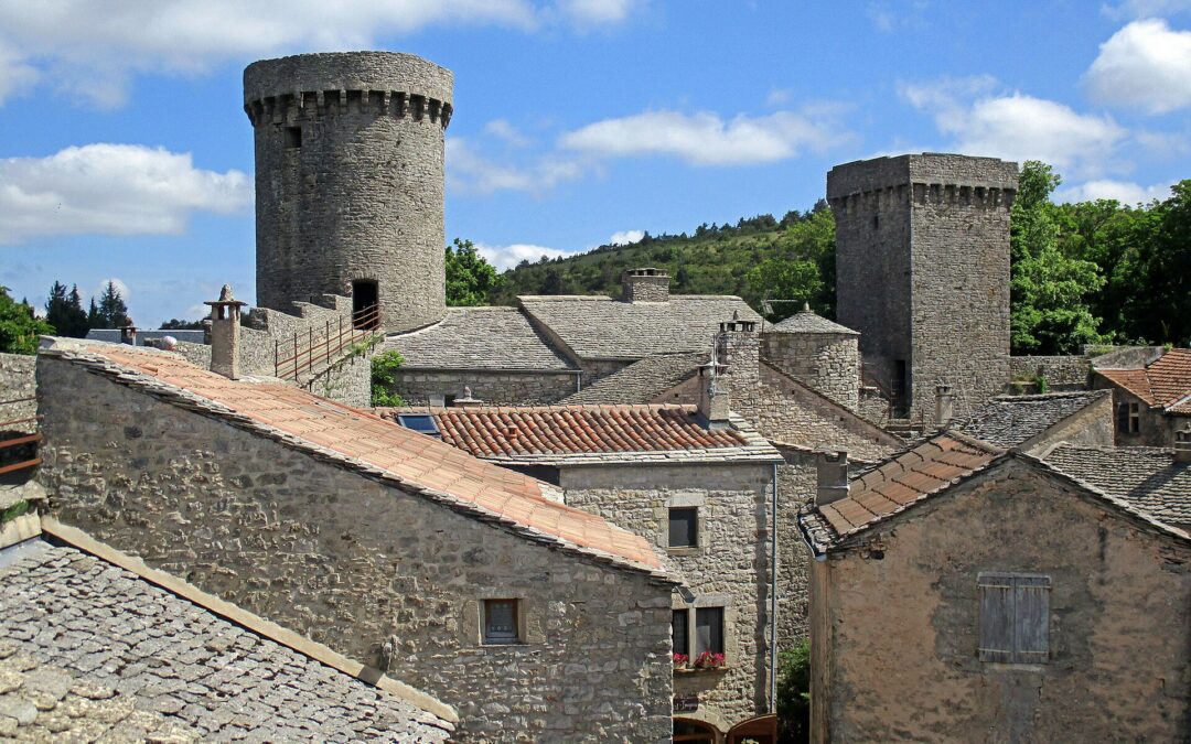 Tour du Larzac : le causse templier en cinq jours
